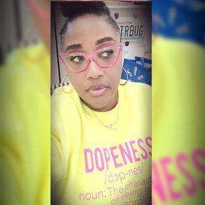 Meet your Posher, Adrienne